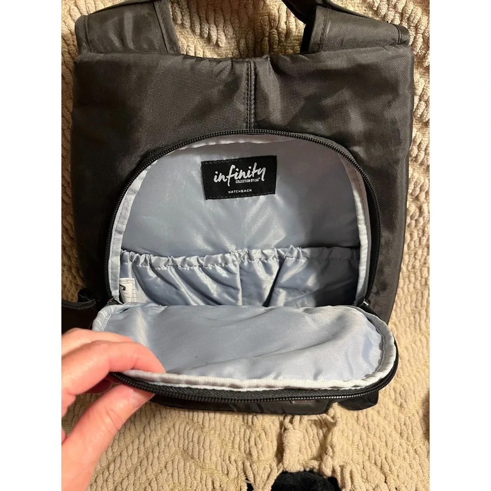 Lug Hatchback 3.0 Backpack Travel Bag Purse in Black with RFID - Unisex EUC - Picture 7 of 9